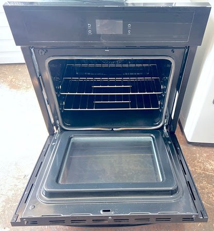 27 Inch Frigidaire  FCWS2727AB Single Convection Electric Wall Oven 3.8 Cu. Ft., Fan Convection, Self Clean, Keep Warm Setting, Timed Cook, Quick Preheat, Delay Start, Sabbath Mode, Star-K Certified, ADA , Black , 373729