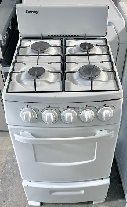 Danby 4 Burner Gas Range ,  Oven , White 20 Inch 444513