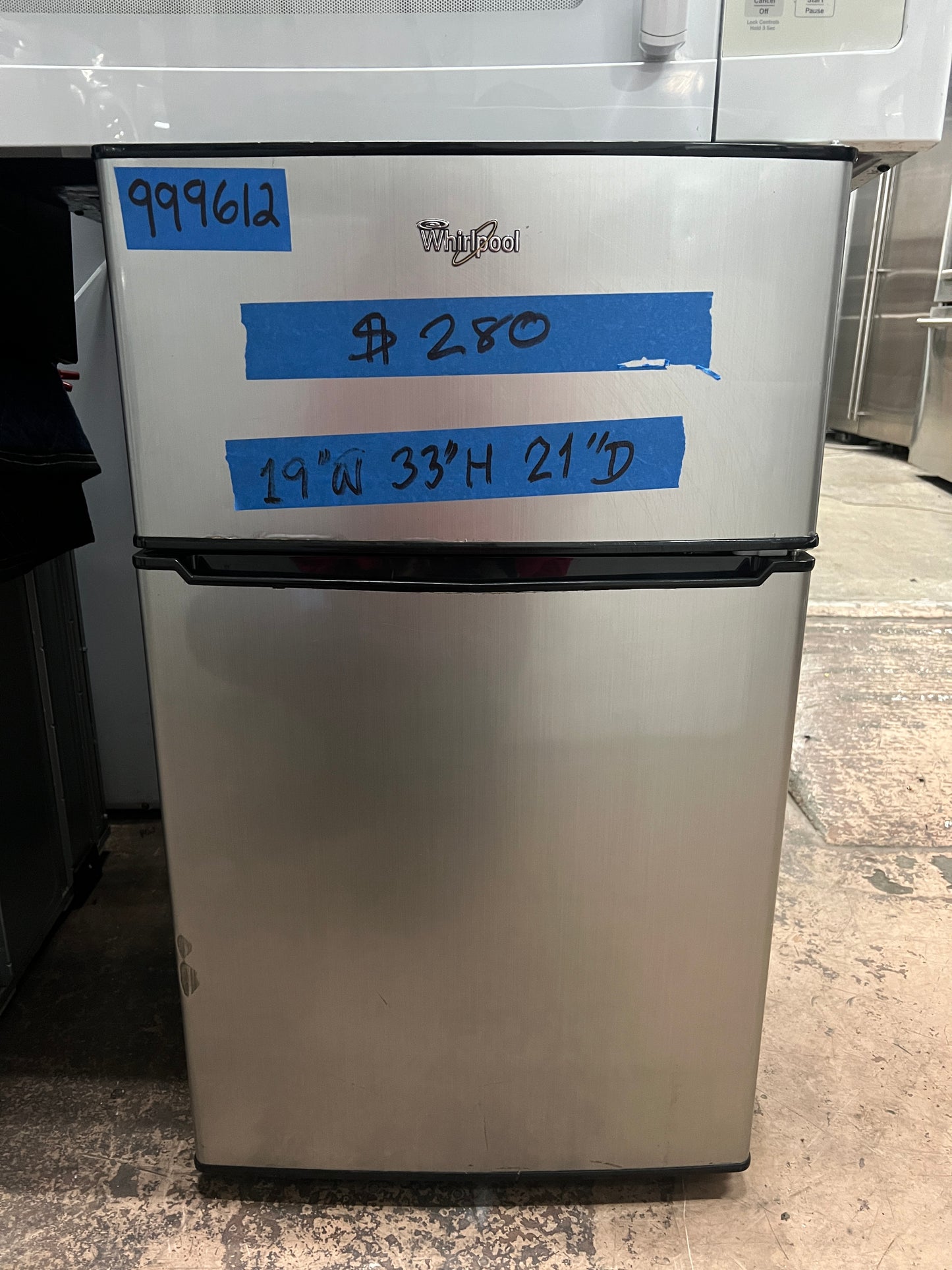 Whirlpool Mini Top Freezer refrigerator in Stainless Steel, 999612