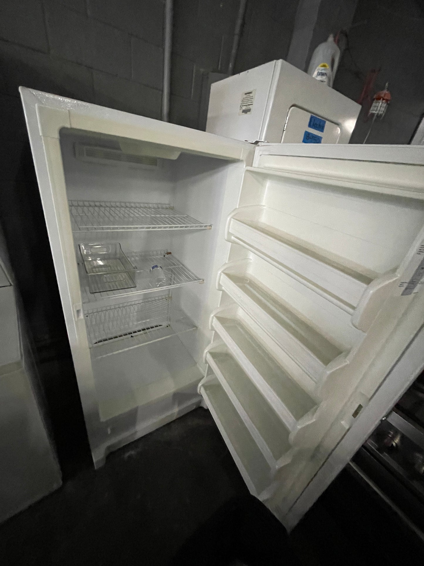 Frigidaire 13.7 Cu.Ft Single Door Upright Freezer In White, FFU14F5HWN, 999898