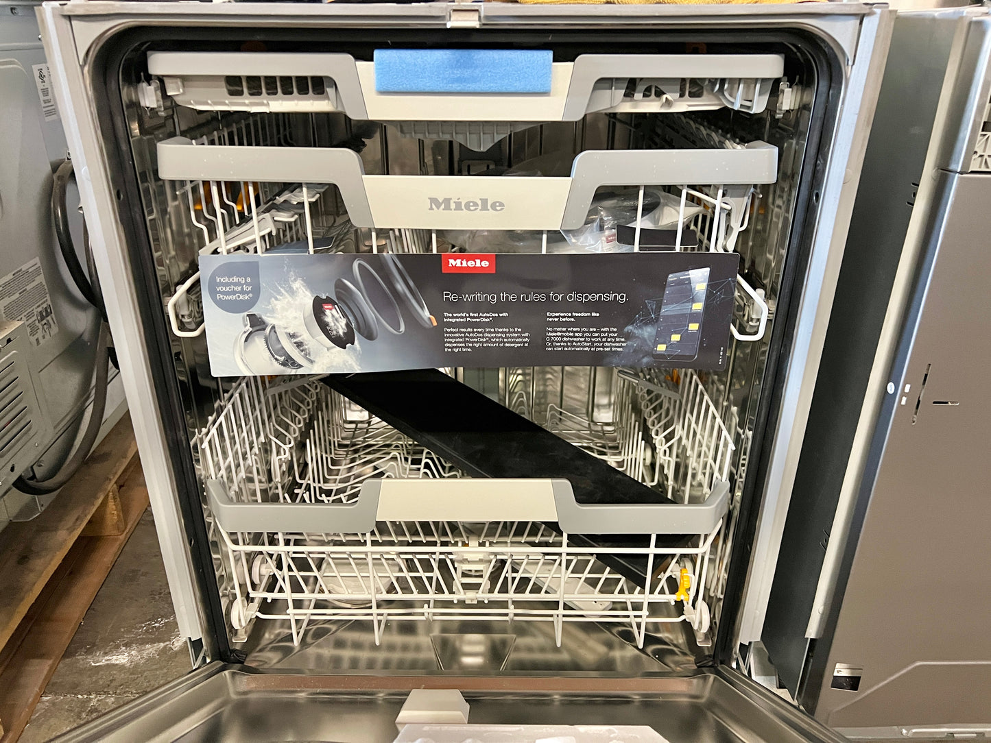 Miele G 5000 Series  G5056SCVI 24 Fully Integrated Dishwasher with Original Cutlery Tray, 44 dBA,  Sanitize Cycle, PureLine Handle, Energy Star, Panel Ready