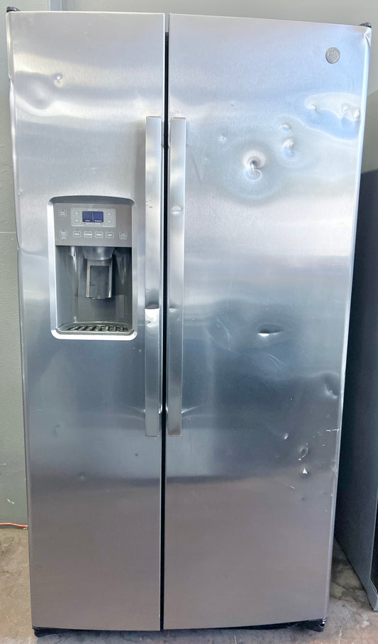 GE 36 Inch GSS25GSHPCSS Side by Side Refrigerator 25.32 Cu. Ft. , Arctica Icemaker, Advanced Water Filtration, UL Listed Stainless Steel , 373744