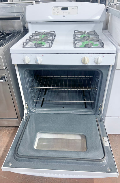 30 Inch GE 4 Burner Gas Range , White , JGBS19DENWW , 373754