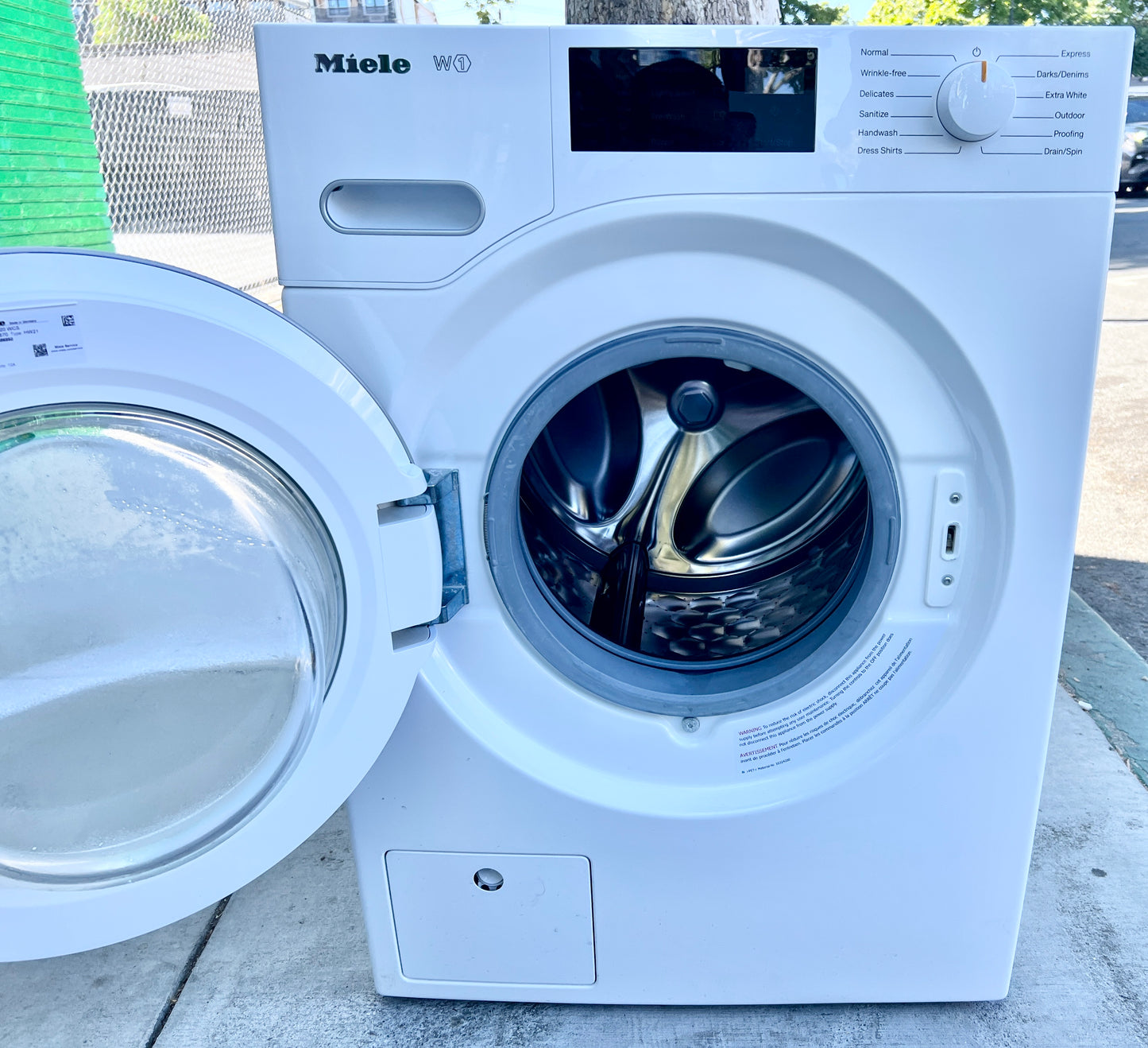 Miele Classic W1 Series  WWB020WCS 24 Inch Front Load Washer , 2.26 Cu. Ft., CapDosing, 18 Wash Cycles, HoneyComb Drum, Sanitize Wash, Delayed Start, Energy Star, 373751