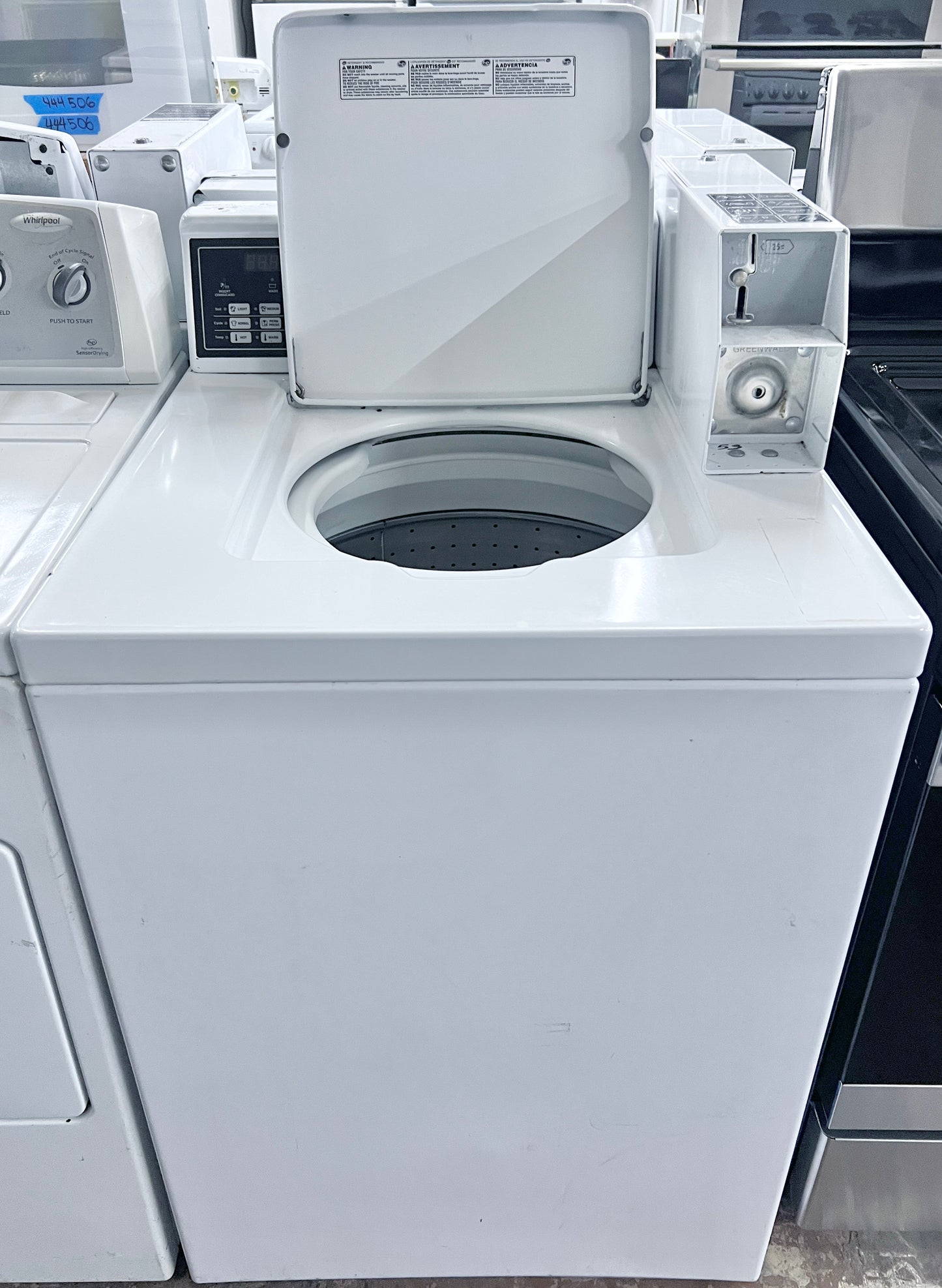 Speed Queen  SWNNC2SP115TW01 26 Inch Commercial Top Load Washer ,Four-Vane Agitator, Quantum® Controls, 3 Cycle Selections, Integrated Meter Case, Stainless Steel Tub, Triple-Lip Seal, 710 RPM , Digital Display, ADA , Coin Drop, 373747