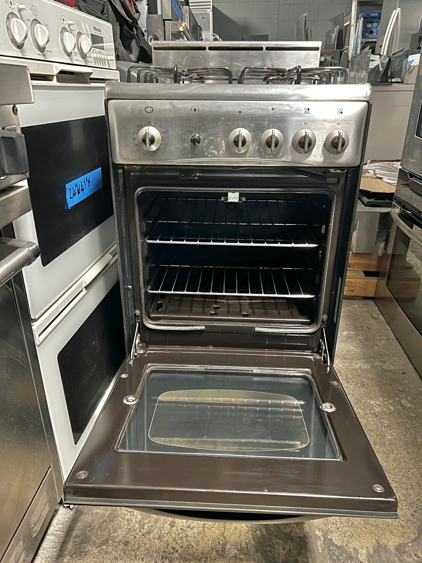 20 Inch Avanti Elite Gas Range Stainless Steel Bake Broil 4 Burner, Natural Gas, 131308