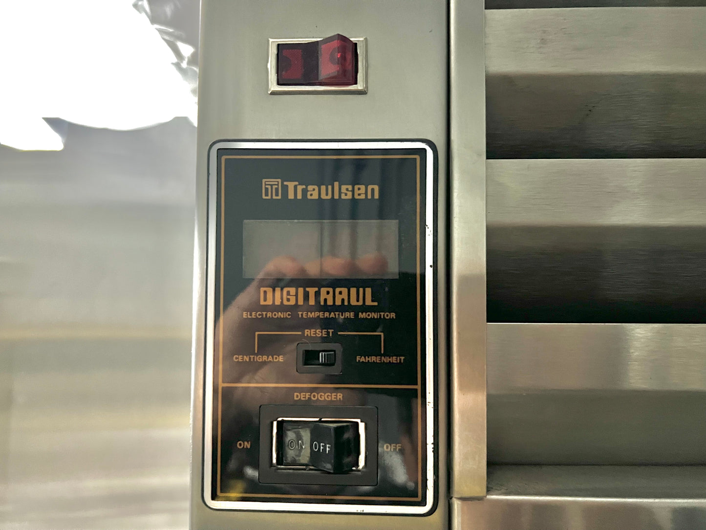 48 Inch TRAULSEN UR48HT M050330 Reach in R12 Refrigerator Commercial Refrigerator or Freezer Stainless Steel Solid 4 Doors with Defogger On Off Switch 444269