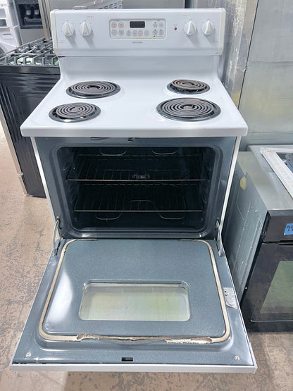 30 Inch Hotpoint Electric Range RB757WHWW , Bake , Broil , White , 373758