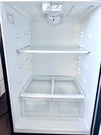 Frigidaire  FFTR2021TS 30 Inch Top Freezer Refrigerator 20.4 cu. ft., Full-Width Freezer Shelf, Reversible Door, Stainless Steel , 373759