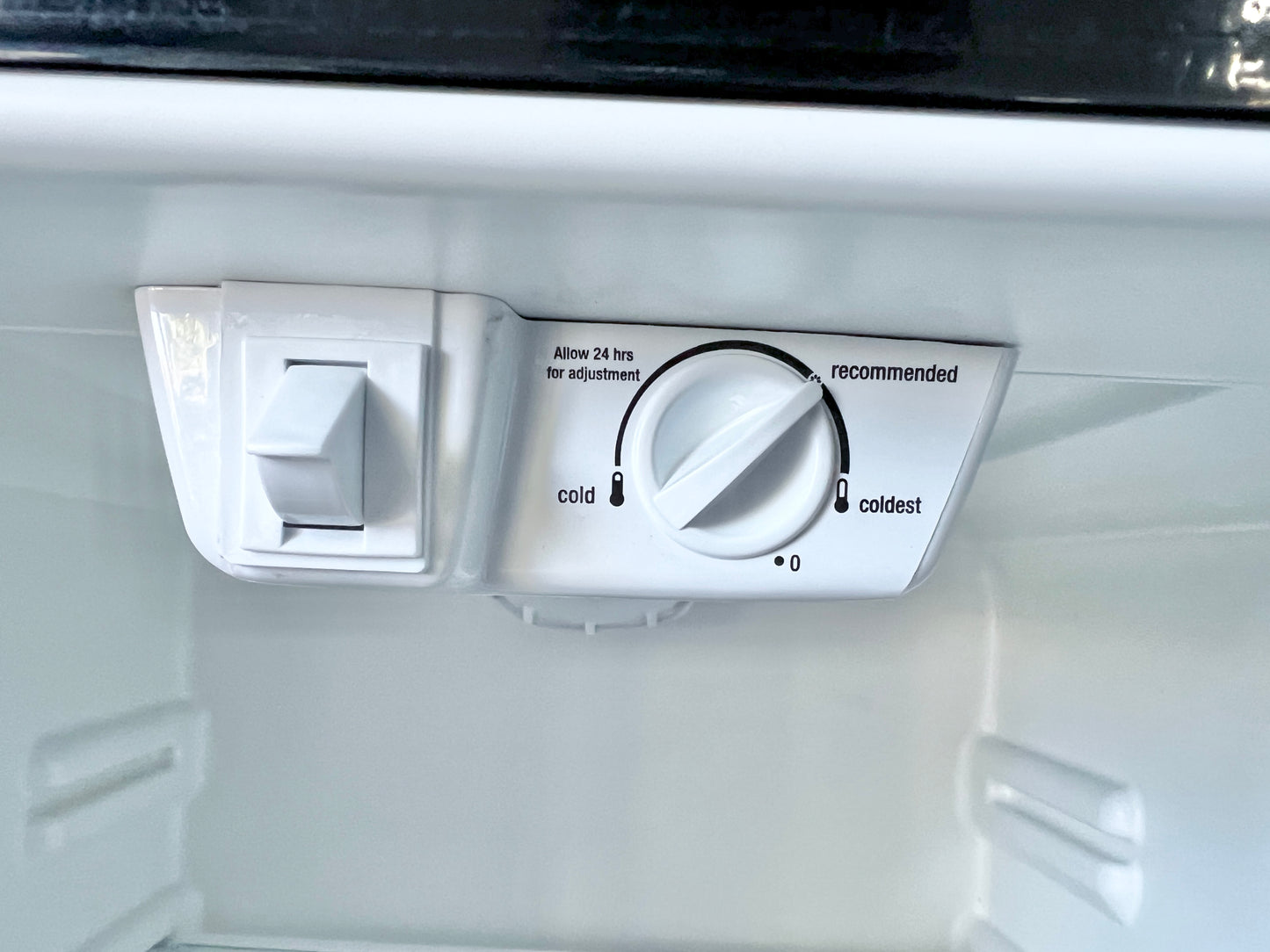 Frigidaire  FFTR2021TS 30 Inch Top Freezer Refrigerator 20.4 cu. ft., Full-Width Freezer Shelf, Reversible Door, Stainless Steel , 373759