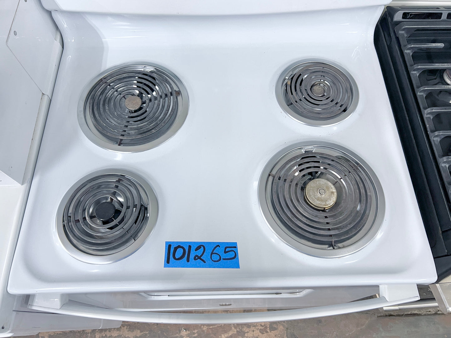 GE 30 Inch JBS160DM3WW White Electric Range Coil Element Burners , White , 101265