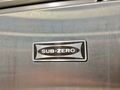 42 Inch Subzero 642/S Built In Stainless Steel Side By Side Refrigerator  Ice Maker  444268