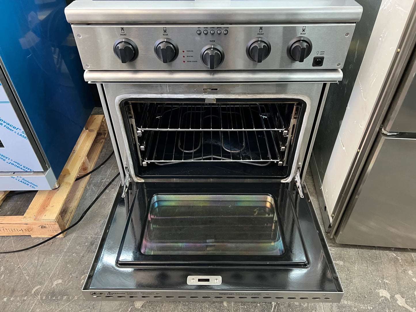 GE Monogram 30 Inch Dual Fuel Gas Range Convection Oven, 4 Open Burners, ZDP30N4YSS Convection Oven, Stainless Steel, 369159