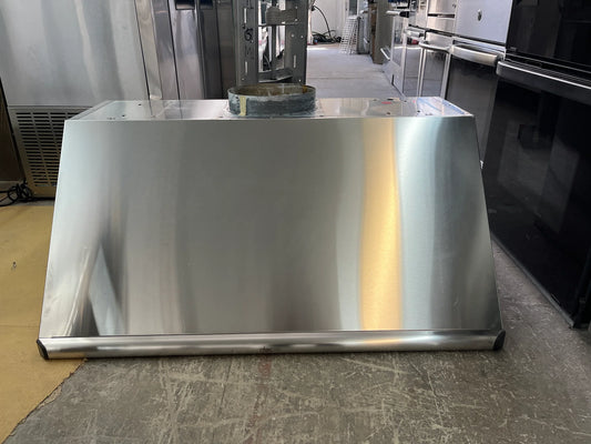 Dacor 42 Inch Range Hood in Stainless Steel , Used , 369401