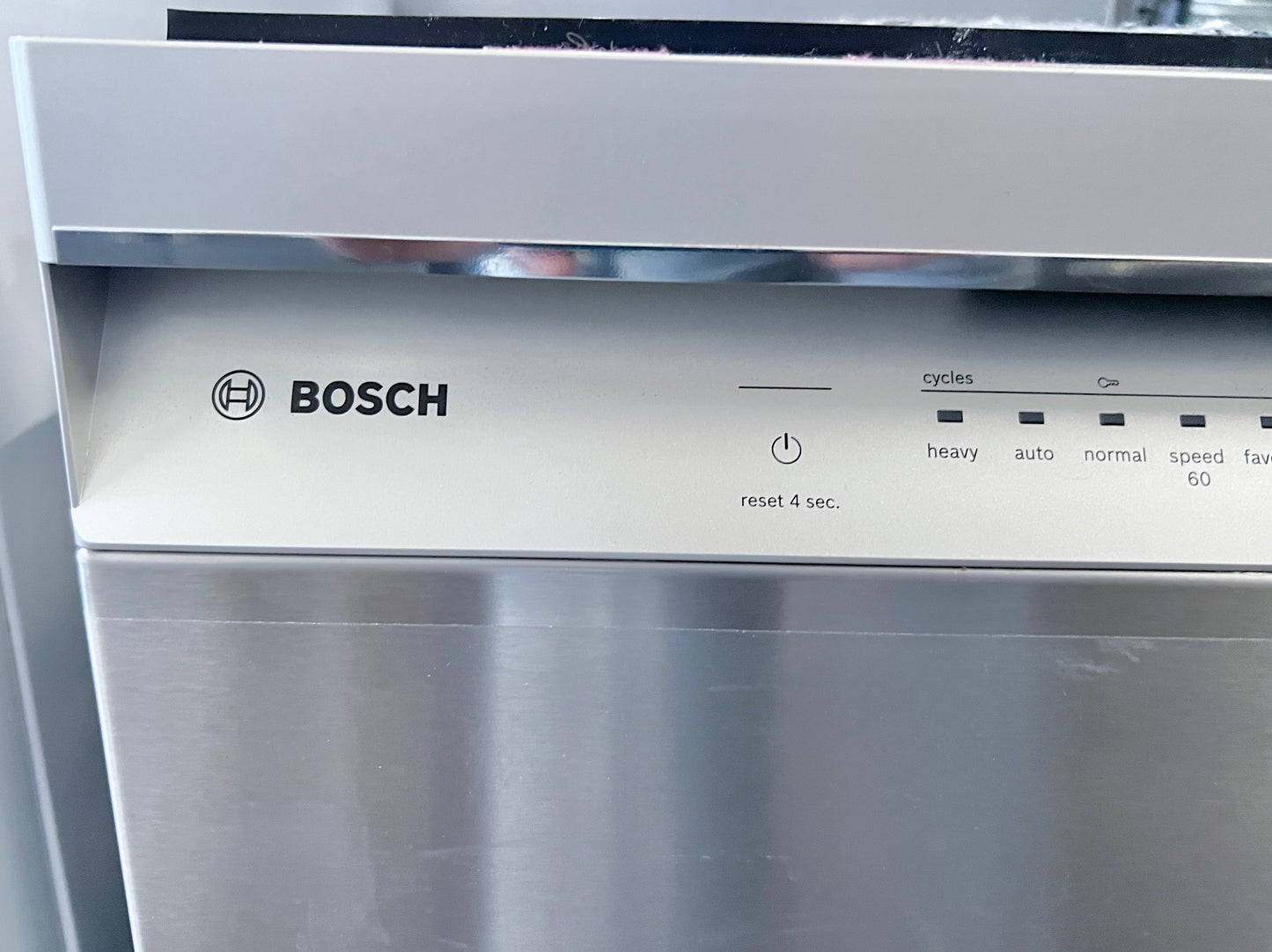 Bosch 300 Series  SHE53C85N Full Console Built-In Smart Dishwasher Standard 3rd Rack, 46 dBA,  Stainless Steel , 24 Inch , 373775