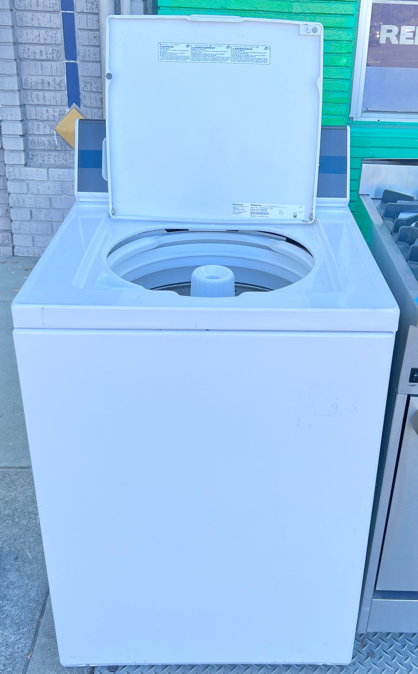 Speed Queen Heavy Duty Commercial Grade Washer Machine TR7003WN , AWNE9RSN116TW01 26 inch White 373781
