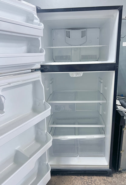 Frigidaire FFHT1826LKS Top Freezer Refrigerator Stainless Steel 18.2 Cu Ft 30 Inch 373782