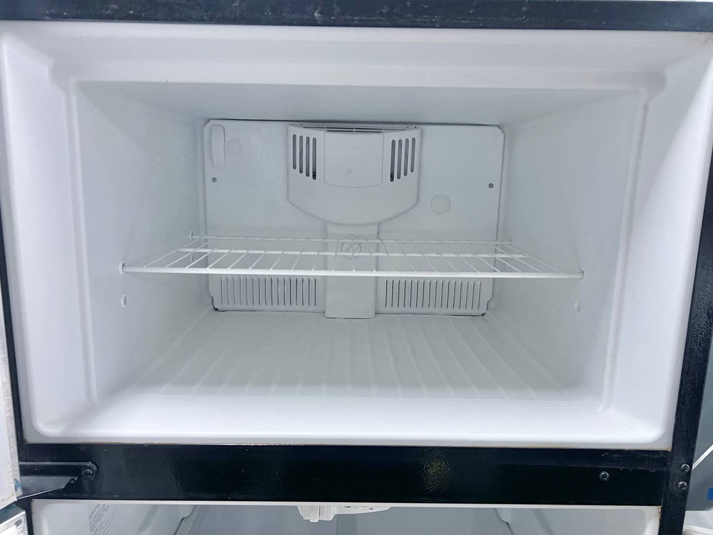 Frigidaire FFHT1826LKS Top Freezer Refrigerator Stainless Steel 18.2 Cu Ft 30 Inch 373782