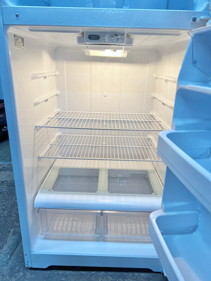 GE 28 Inch Top Freezer Refrigerator GTH16DBEFRWW , 15.5 Cu Ft , White , 373783