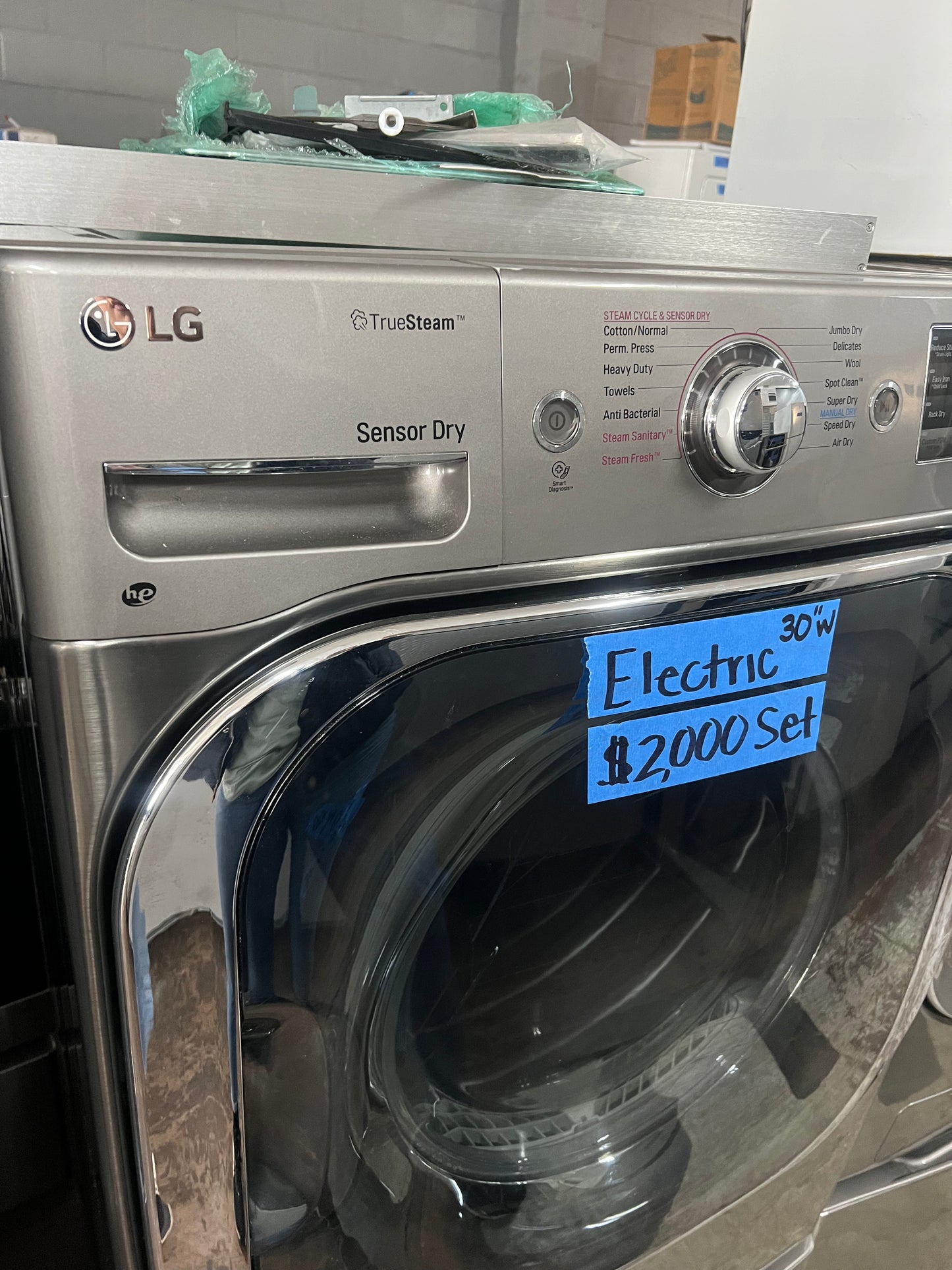 29 Inch LG Front Load Washer & Electric Dryer Set In Graphite Steel DLEX8100V, WM8100HVA, 444274