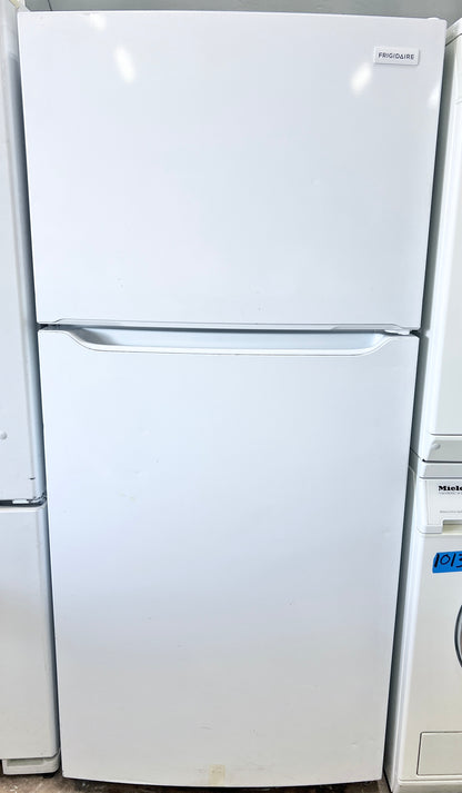 Frigidaire FFTR1835VW Top Freezer Refrigerator 18.3 Cu. Ft., Humidity-Controlled Crispers, Half-width Deli Drawer, Gallon Door Bins, Auto-Close Doors, ADA Compliant, White ,30 Inch 373793