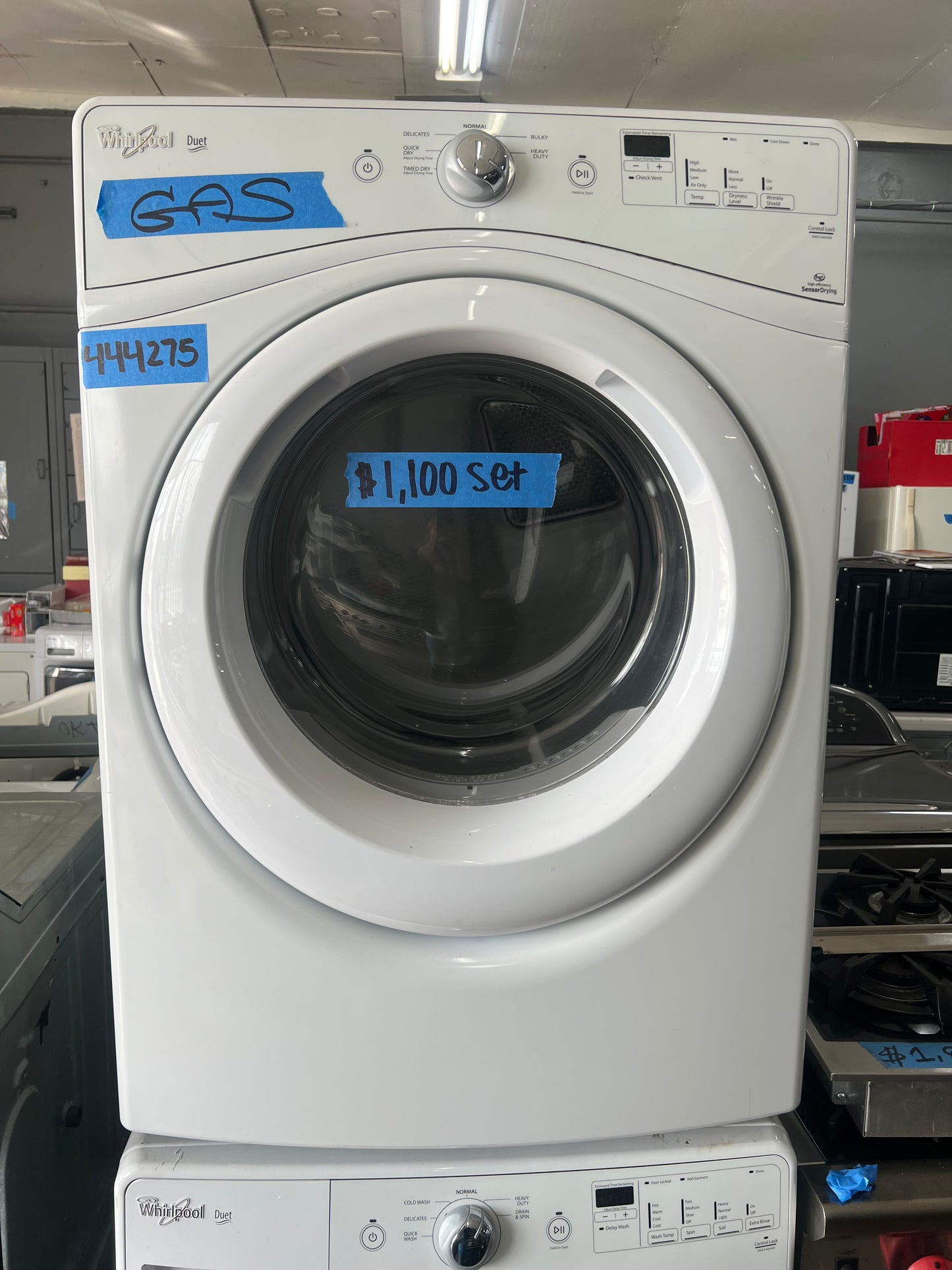 27 Inch Whirlpool Front Load Washer & Gas Dryer Stackable Set In White, WGD70HEBW1/WFW70HEBW1, 444275