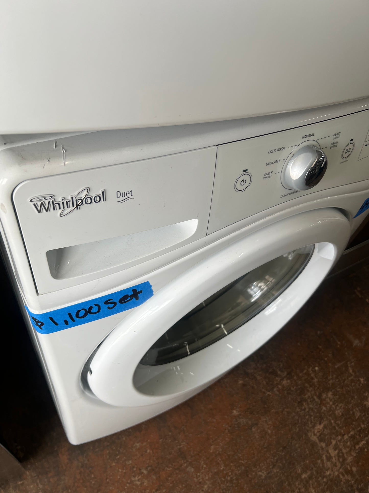 27 Inch Whirlpool Front Load Washer & Gas Dryer Stackable Set In White, WGD70HEBW1/WFW70HEBW1, 444275