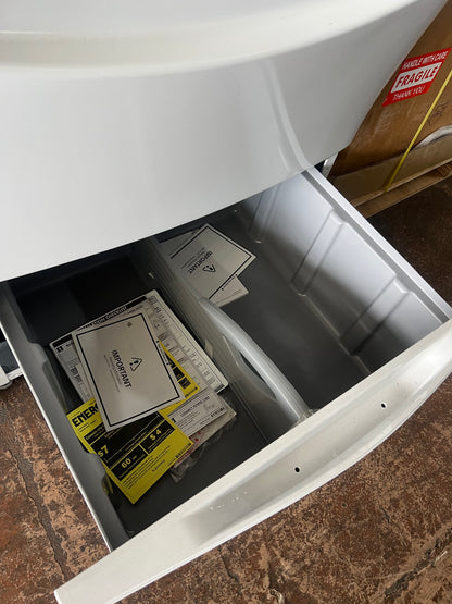 29 Inch 9.0 Cu.Ft. LG Electric Dryer With Pedestal In White DLEX9000W, 444276