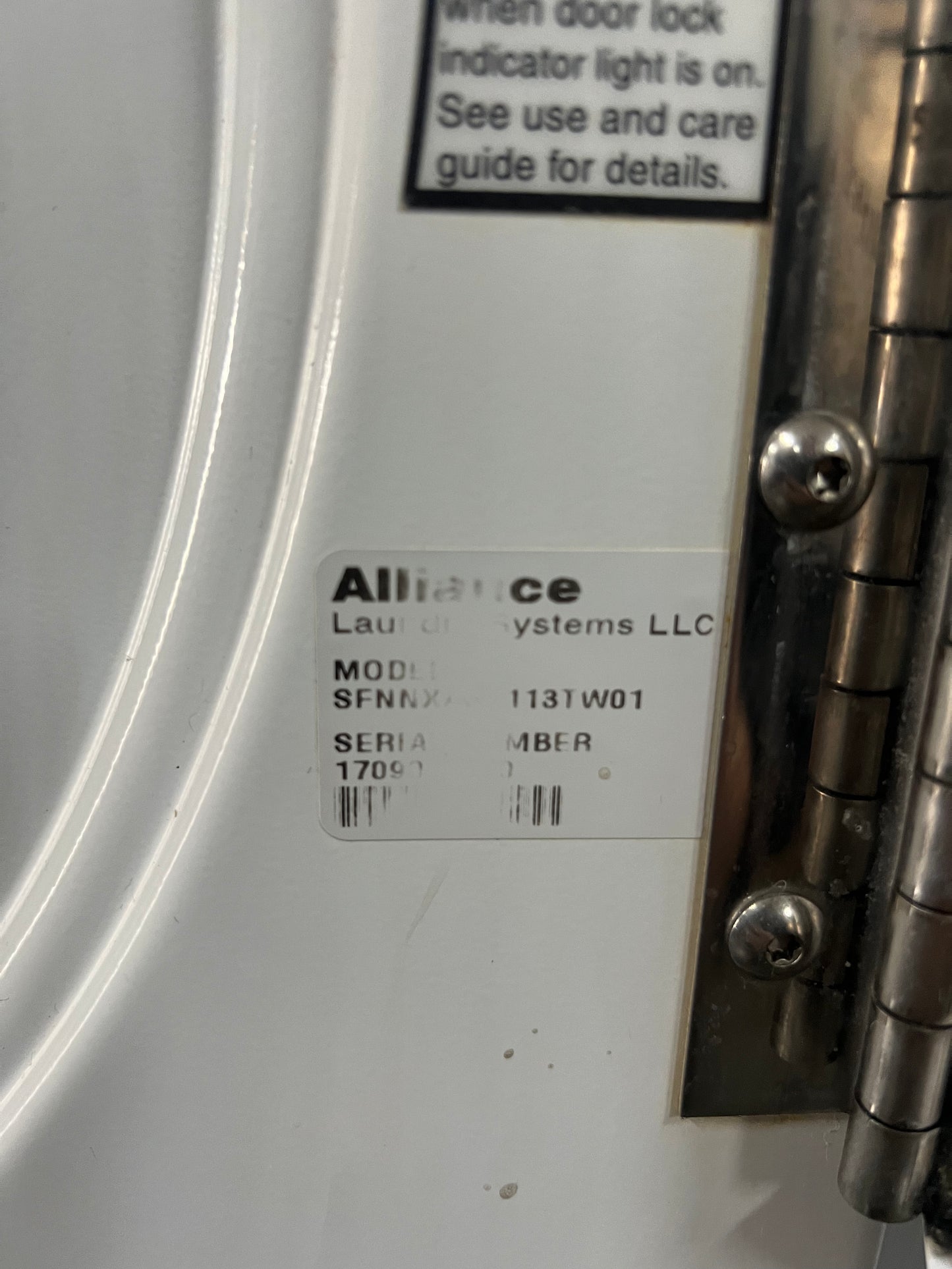 Speed Queen Commercial Washer & Gas Dryer Set In White, Coin Box, SDGBCAGS111TW01, 444278