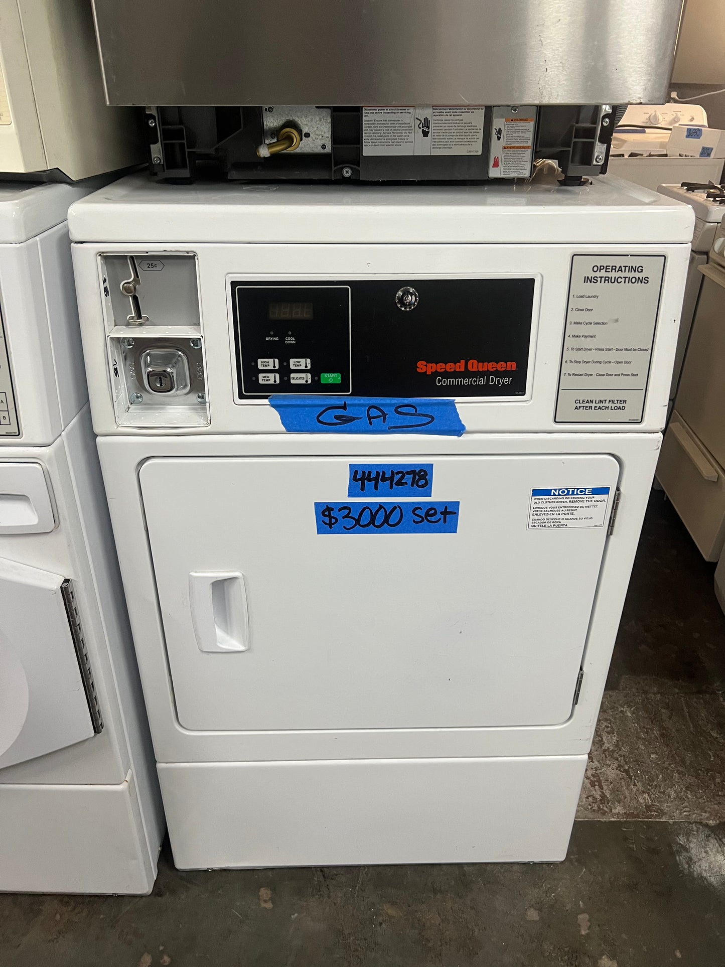 Speed Queen Commercial Washer & Gas Dryer Set In White, Coin Box, SDGBCAGS111TW01, 444278