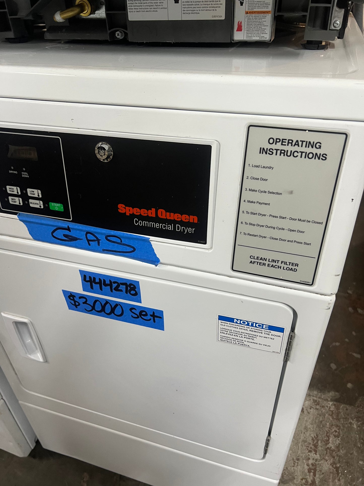 Speed Queen Commercial Washer & Gas Dryer Set In White, Coin Box, SDGBCAGS111TW01, 444278