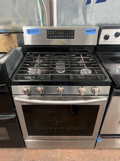 30 Inch 5.8 Cu.Ft Samsung Gas Range With Convection Oven In Stainless Steel, 5 Burners, NX58H5600SS, 444279