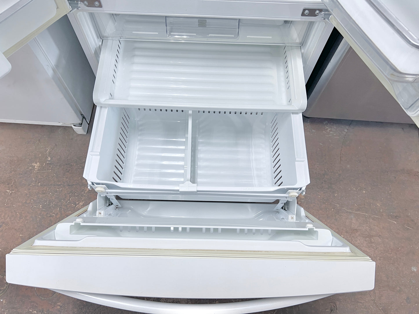 Kenmore Elite White French Door Refrigerator 30 Cu Ft  Water Ice Full Size White 795.74022.410 ,74022 36 inch  888632