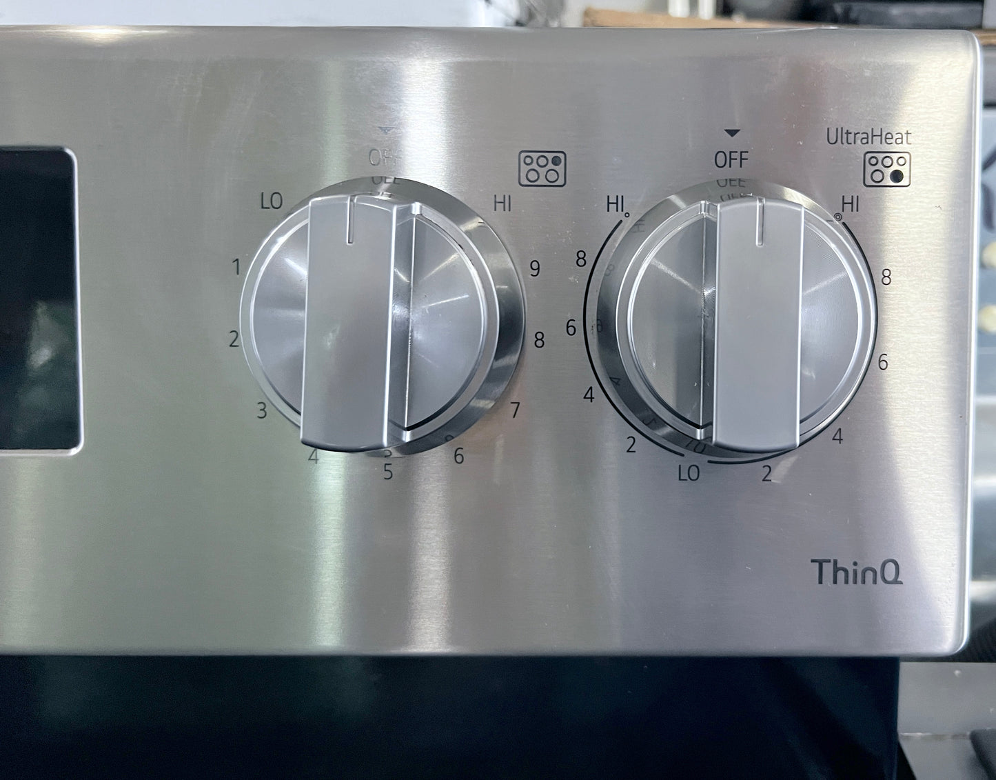 LG Electric Range Smooth Glasstop Stainless Steel , Wide View Oven , LREL6321S , 373802