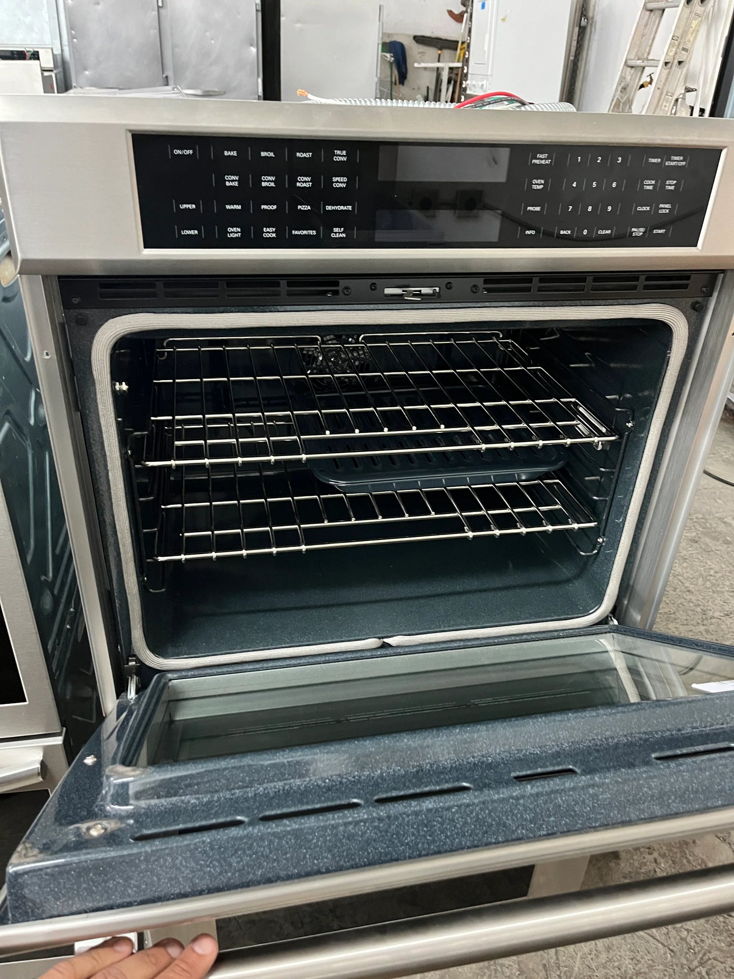 Thermador Masterpiece Series ME302JP 30 Inch Double Electric Wall Oven, True Convection Upper Oven, Temperature Probe, Telescopic Rack, Self-Clean, Star-K Certified: Professional Handles , 369439