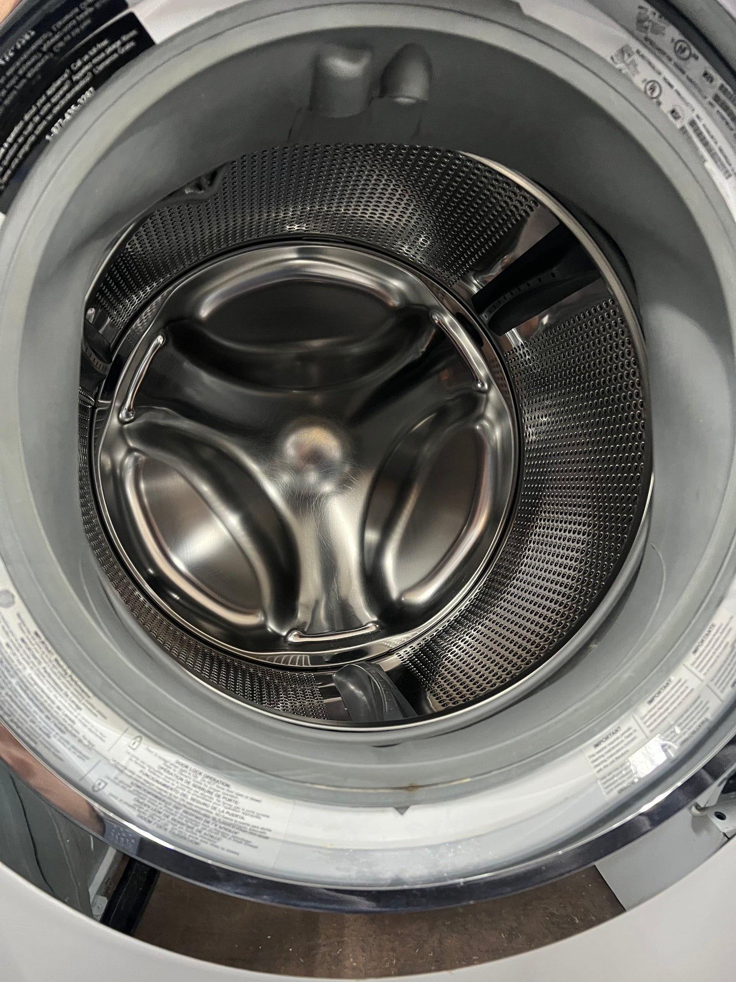 Electrolux Front load Washer In White With Pedestal, 444300