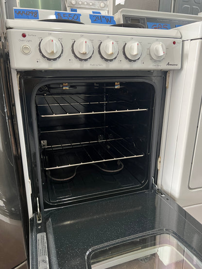 24 Inch Amana Electric Range In White, Coil Top Burners, 444298