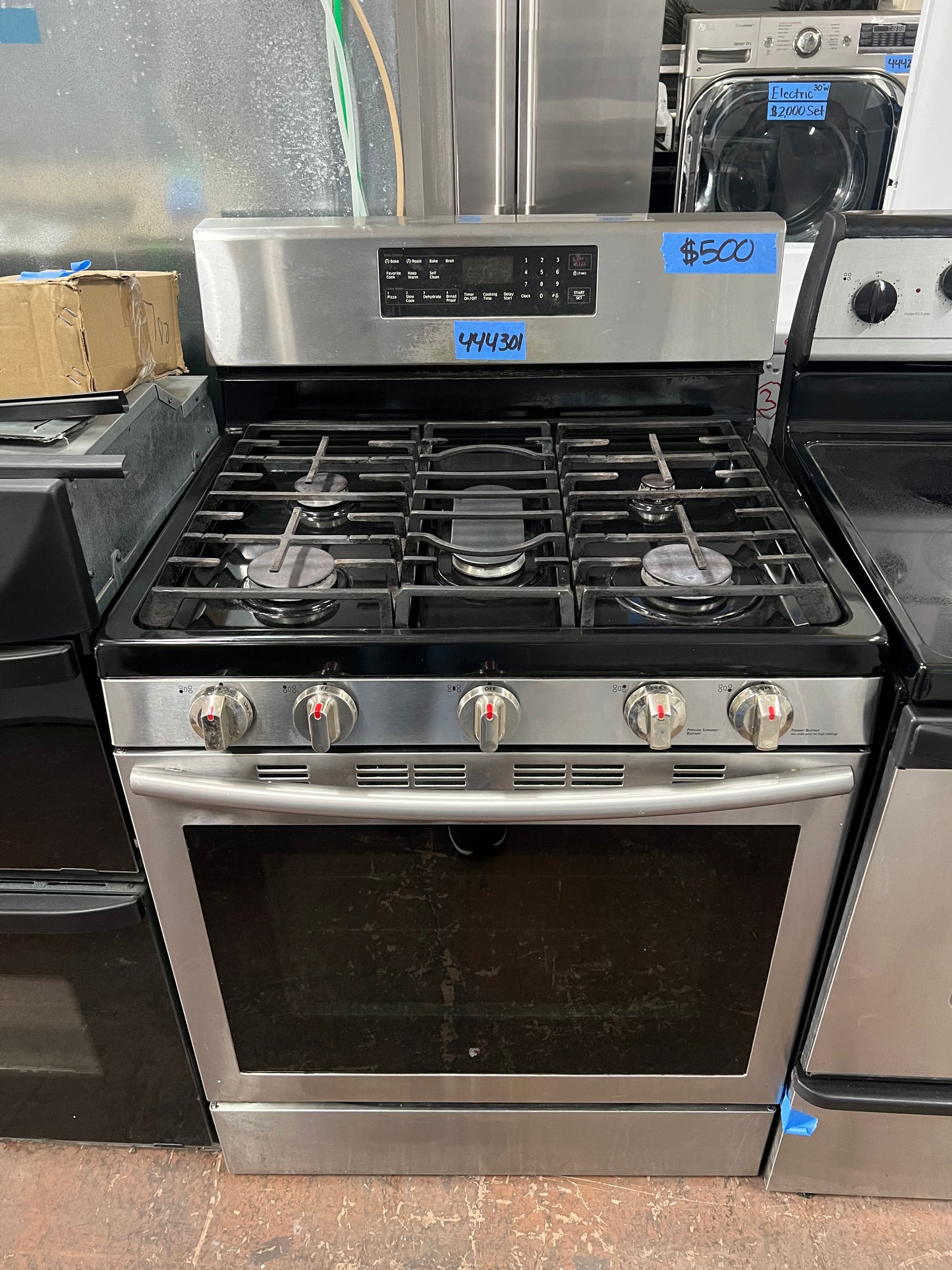 Samsung Gas Range Stainless Steel, 5 Burners, NX58H5600SS, 444301