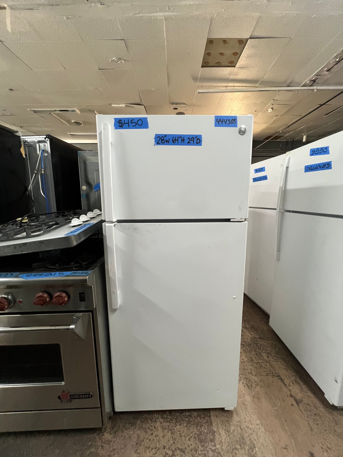 28 GE Top Freezer Refrigerator In White, GTS16DTHJRWW, 444303