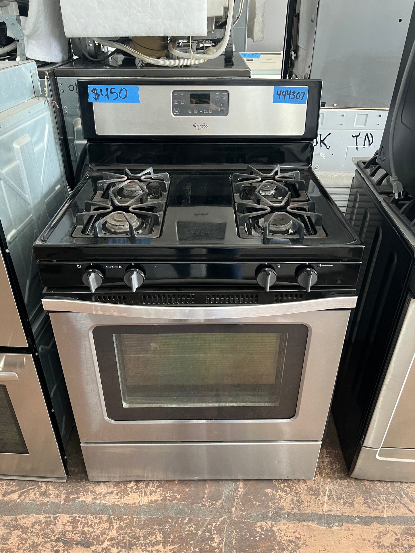 30 Inch Whirlpool Gas Range In Stainless Steel, WFG510S0AS0, 444307
