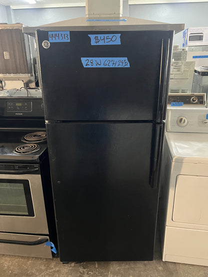 28 Inch GE Top Freezer Full Depth Refrigerator In Black, GTE16GTHCRBB, 444313
