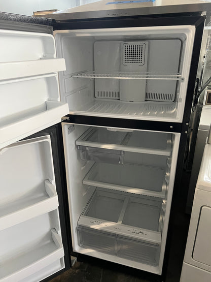 28 Inch GE Top Freezer Full Depth Refrigerator In Black, GTE16GTHCRBB, 444313