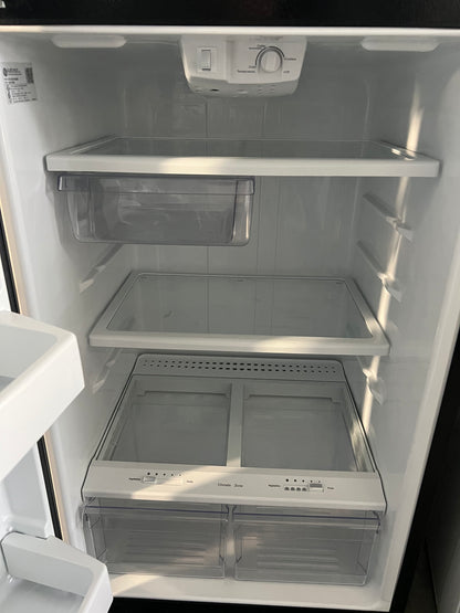 28 Inch GE Top Freezer Full Depth Refrigerator In Black, GTE16GTHCRBB, 444313