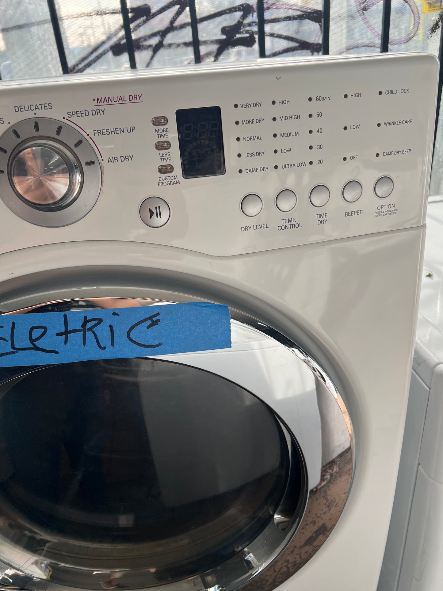 LG Front load Washer & Electric Dryer Set In White, DLE3733W, 796.41162410, 444315