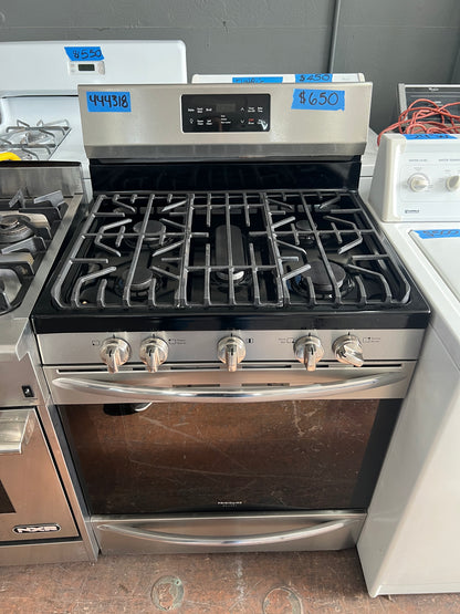 30 Inch Frigidaire 5 Burner Gas Range In Stainless Steel, FGGF3047TFA, 444318