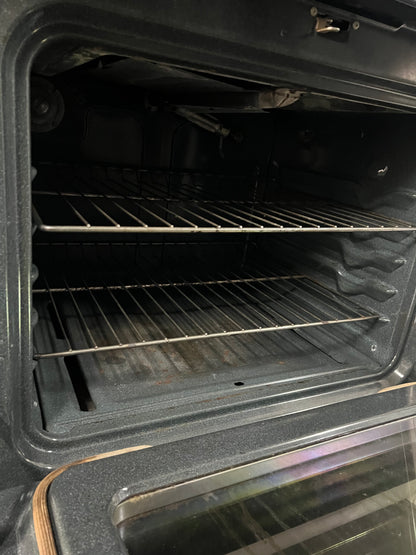 GE 30 Gas Range In White, Black Oven, JGBP28BEJ1WH, 444321