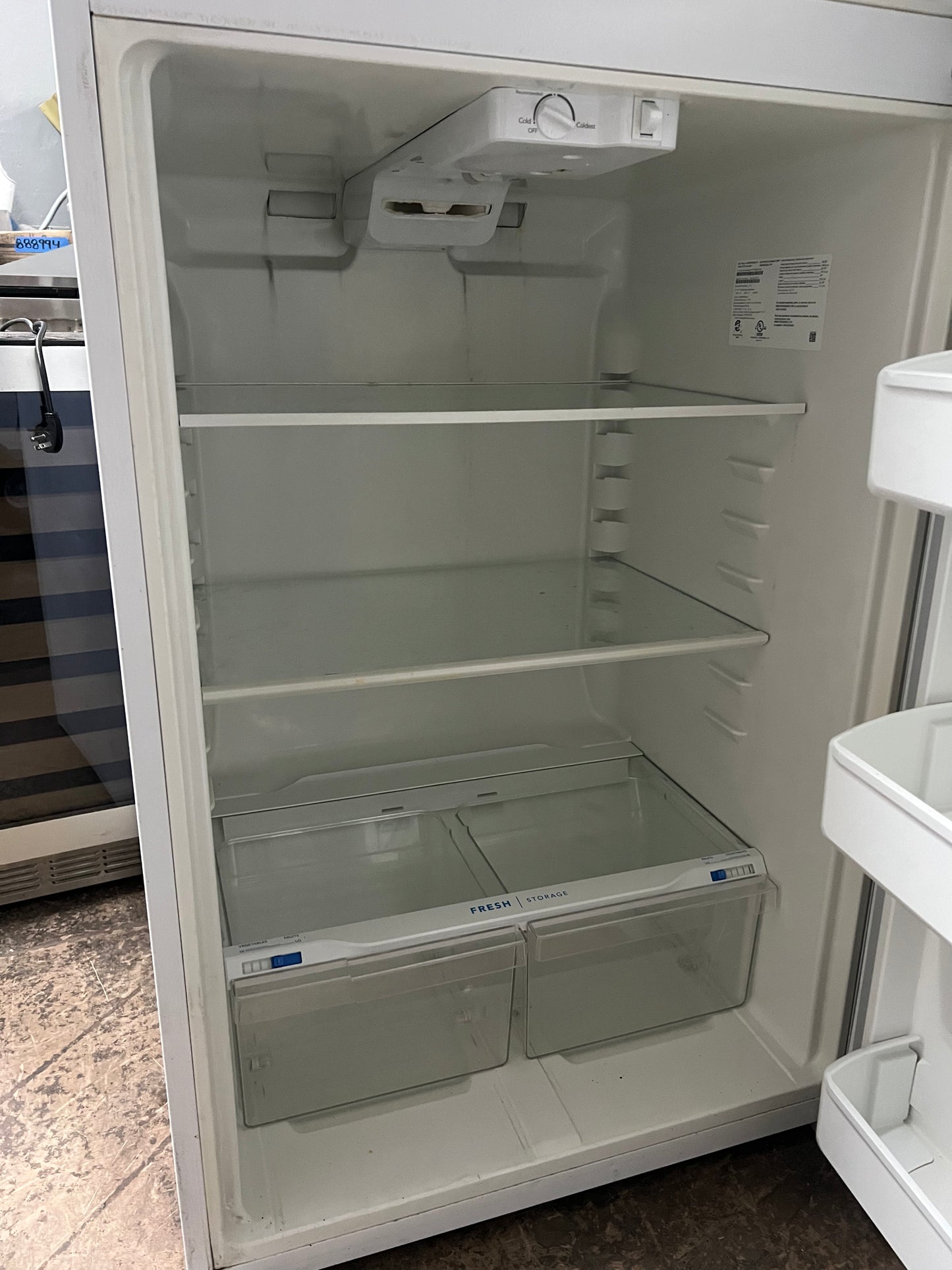 Frigidaire 30 Top Freezer Refrigerator In White, FFTR1835VW2, 444324