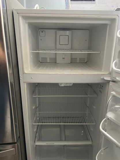 Kenmore 30 Top Freezer Refrigerator In White, 253.6041261E, 444325