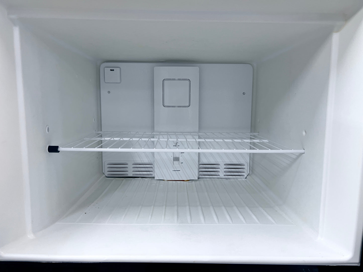 Frigidaire Top Freezer Refrigerator Stainless Steel FFTR2021TS1 , 30 Inch 373823