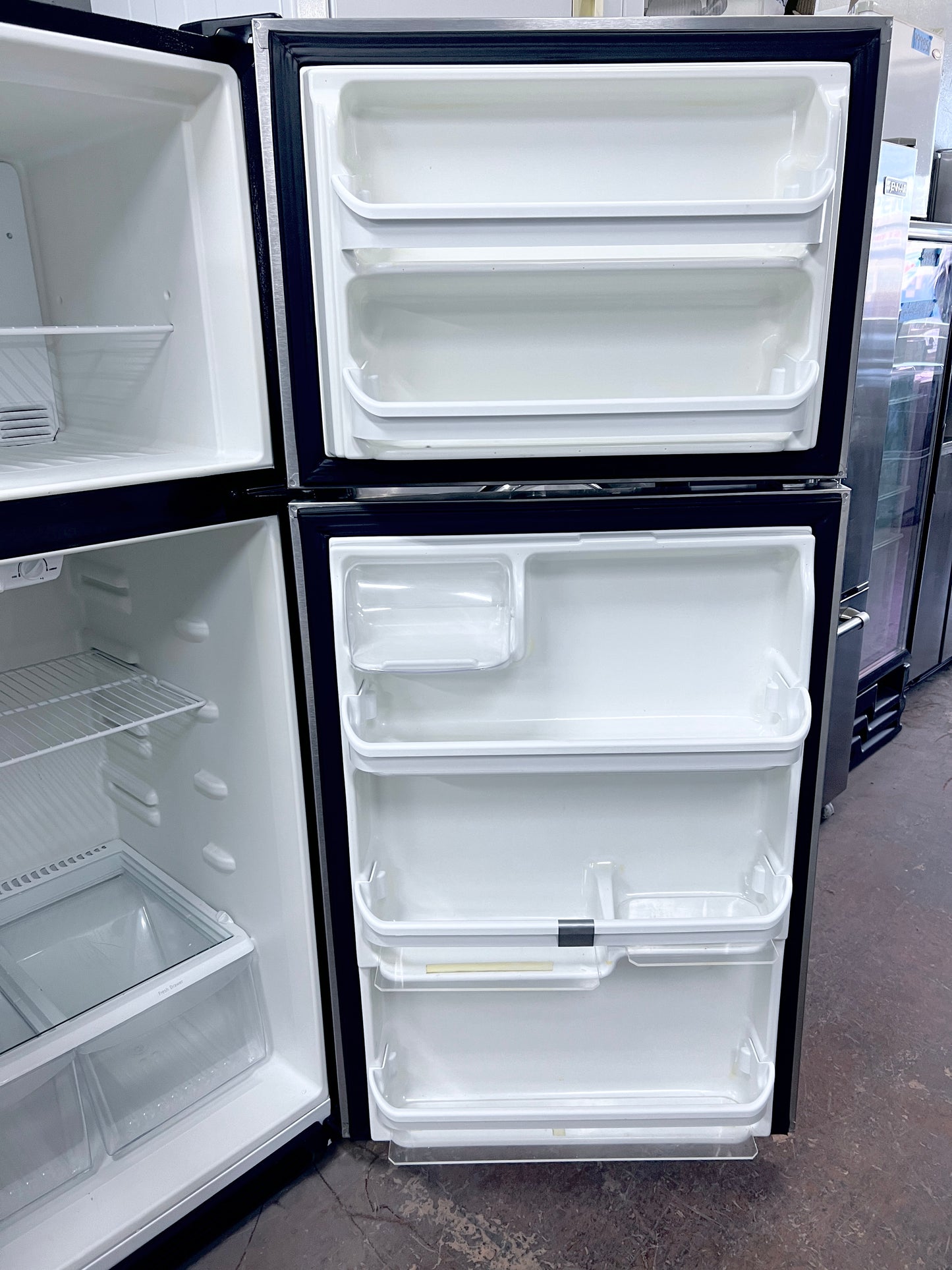 Frigidaire Top Freezer Refrigerator Stainless Steel FFTR2021TS1 , 30 Inch 373823